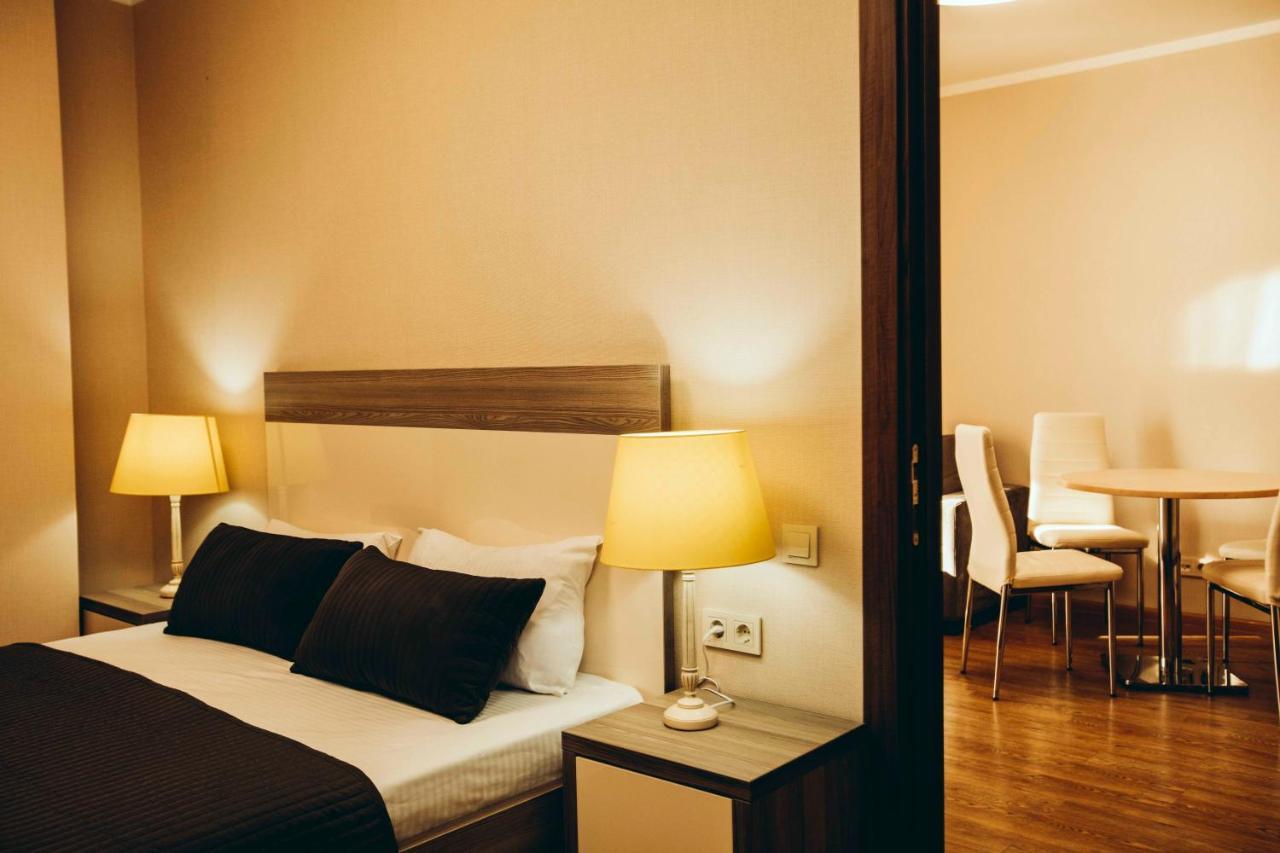 Holiday Lux Tower Batumi Quarto foto