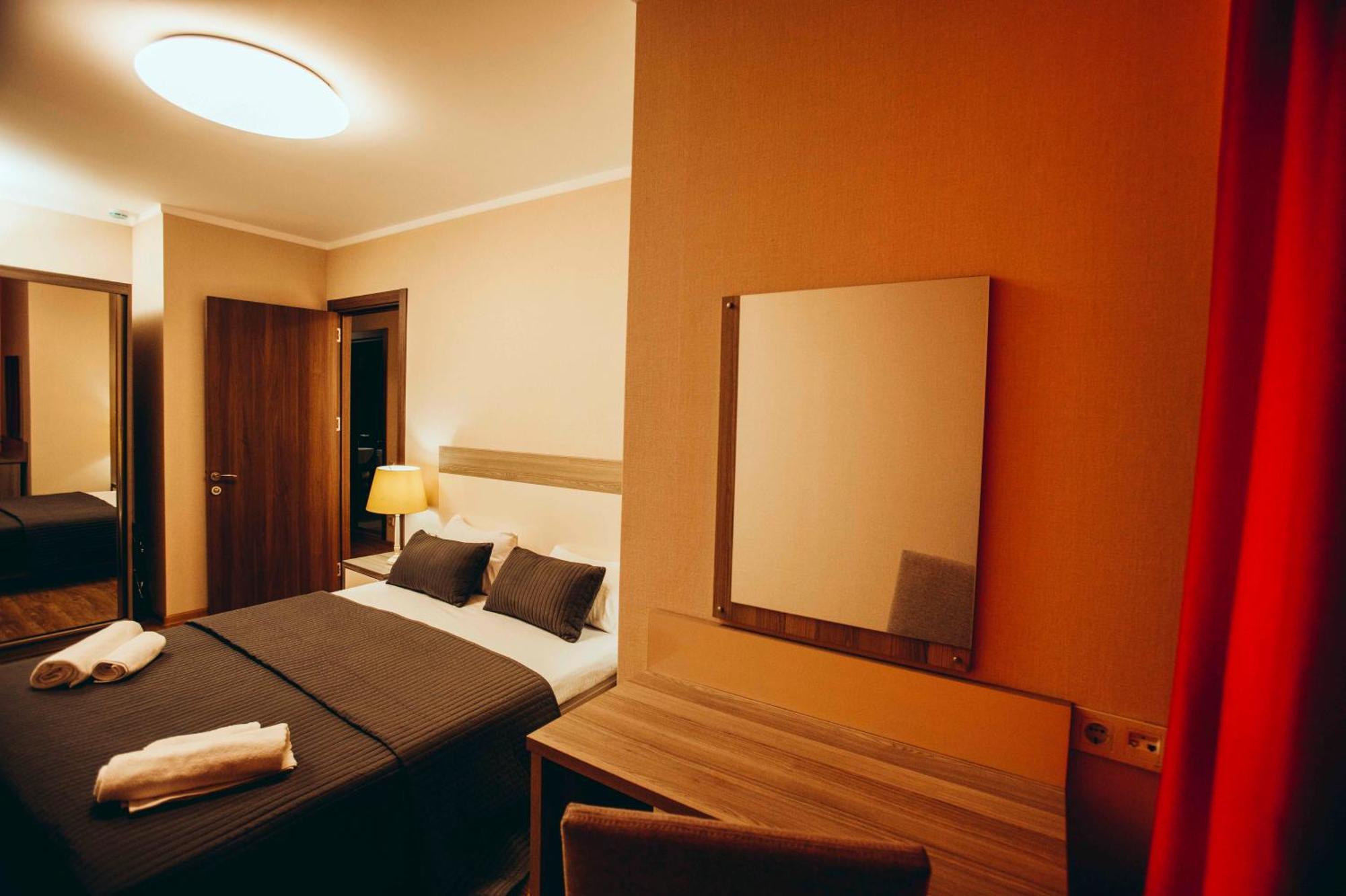 Holiday Lux Tower Batumi Quarto foto